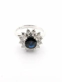 Bague en or blanc avec saphir et diamants