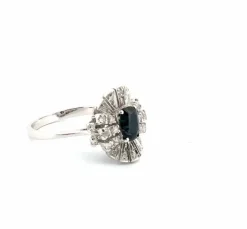 Bague en or blanc avec saphir et diamants