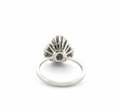Bague en or blanc avec saphir et diamants