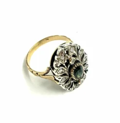 Bague en or blanc de style baroque avec péridot et diamants