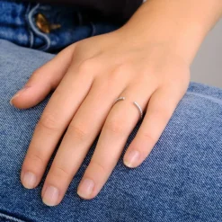 Bague en or blanc diamants