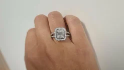 Bague en Or blanc diamants