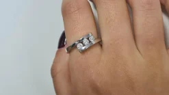 Bague en Or blanc, diamants