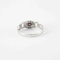 Bague en Or blanc, diamants & rubis
