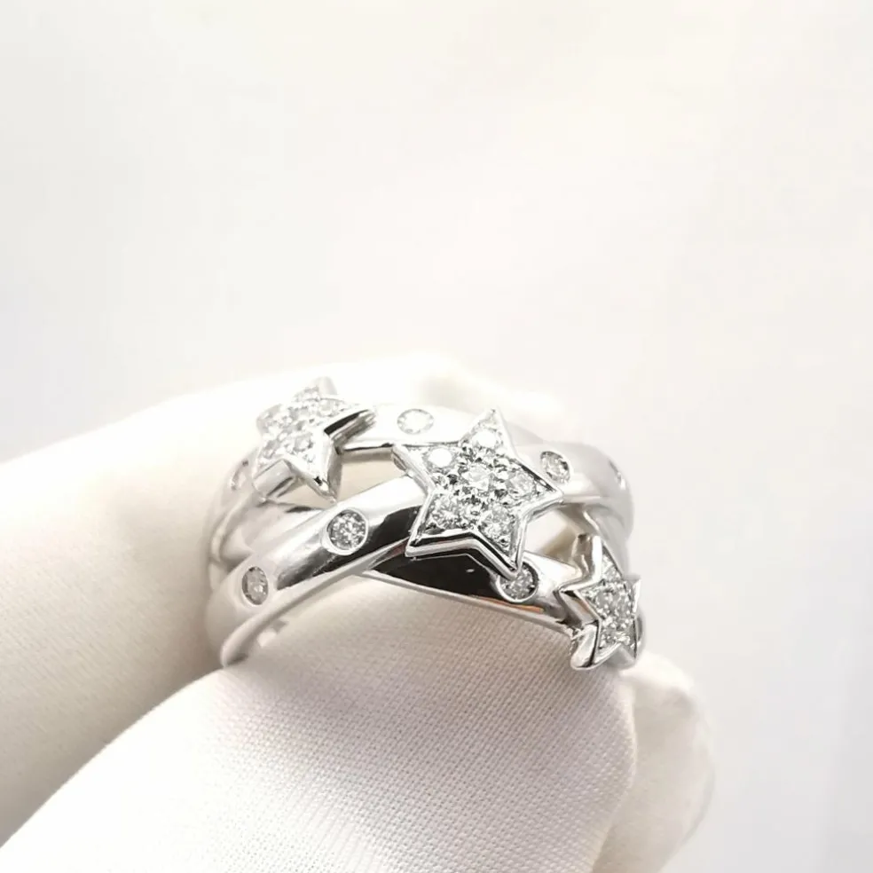 Bague en or blanc diamants