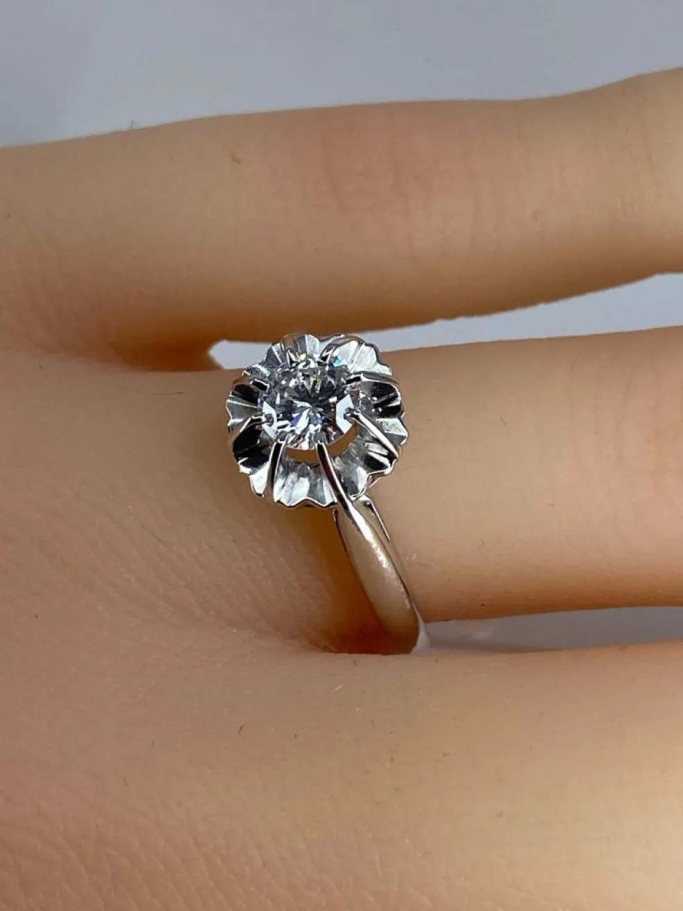 Bague en or blanc Diamant taille brillant