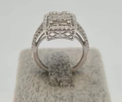 Bague en Or blanc diamants