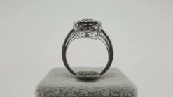 Bague en Or blanc diamants