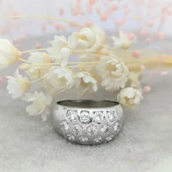 Bague en or blanc et diamants