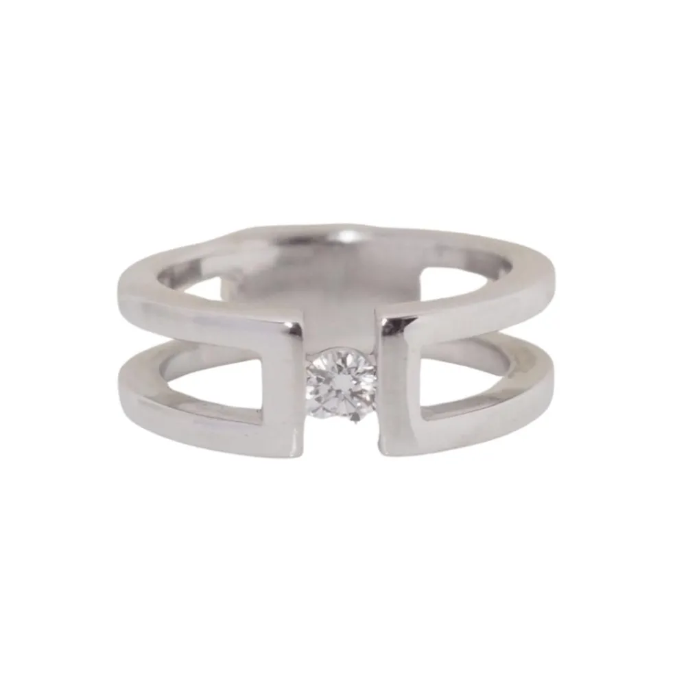 Bague en or blanc et diamant