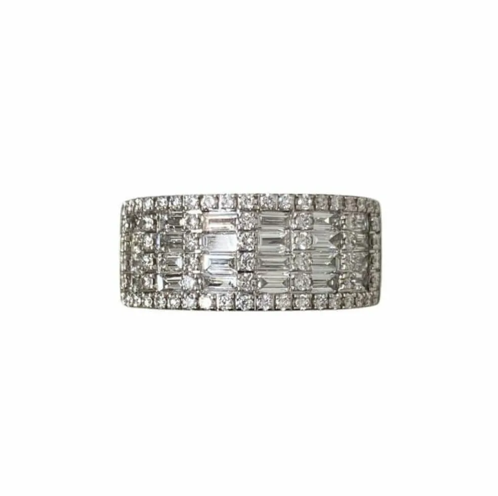 Bague en or blanc et diamants