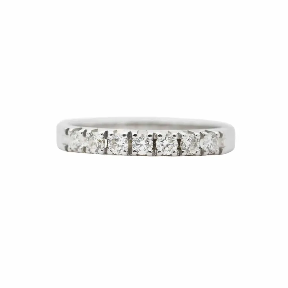 Bague en or blanc et diamant