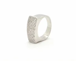 Bague en or blanc et diamant