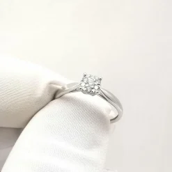 Bague en Or blanc et Diamants