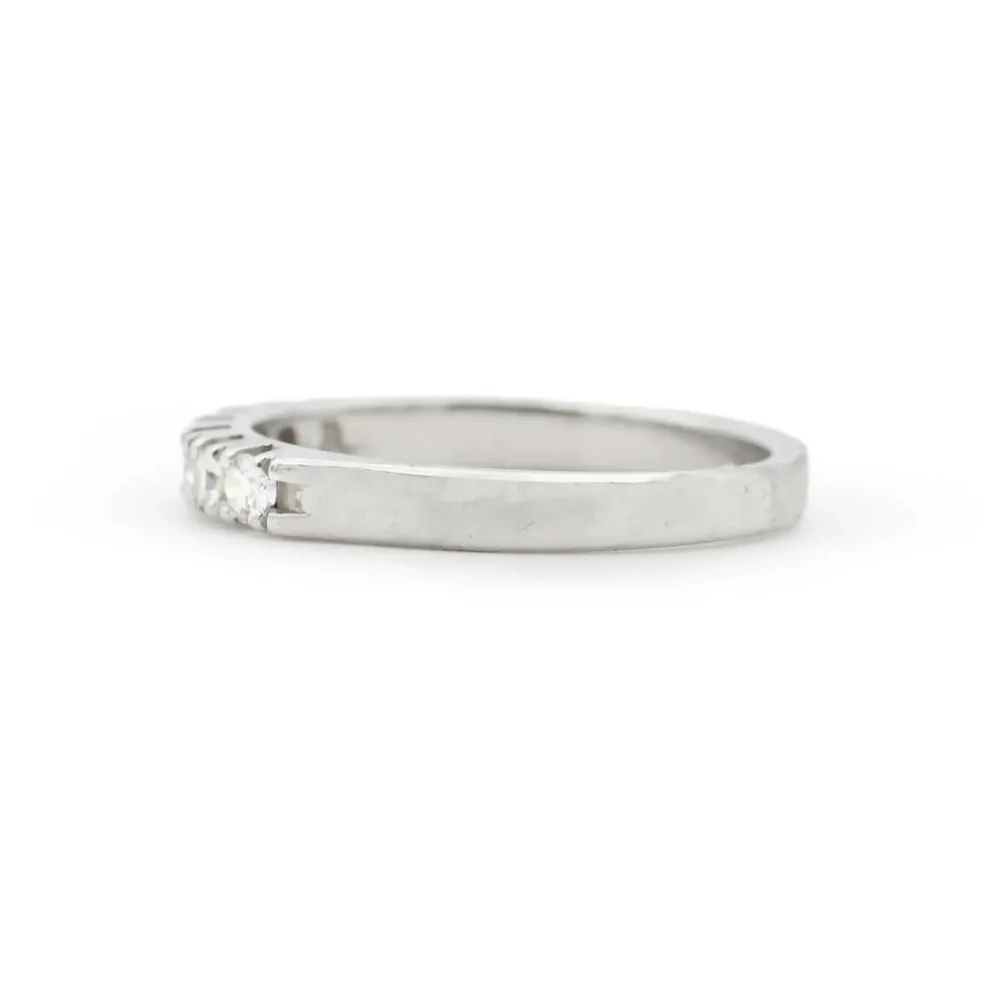 Bague en or blanc et diamant