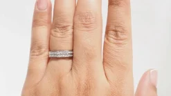 Bague en or blanc et diamants