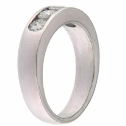 Bague en or blanc et diamants