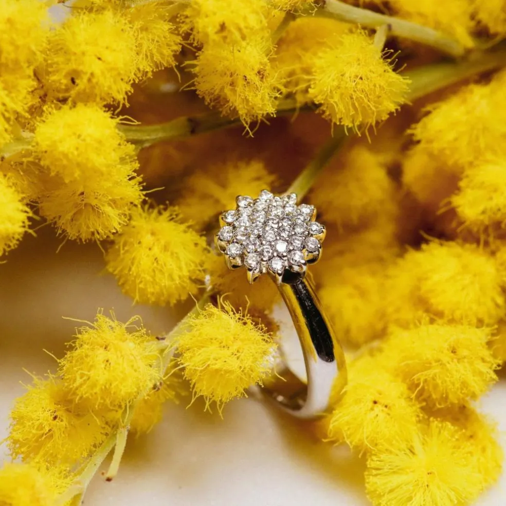 Bague en or blanc et diamants
