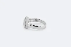 Bague en or blanc et diamants