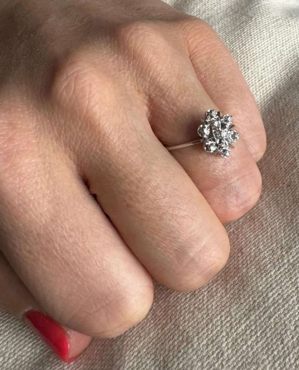 Bague en or blanc et diamants