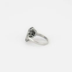 Bague en Or blanc et diamants