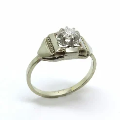 Bague en or blanc et diamant