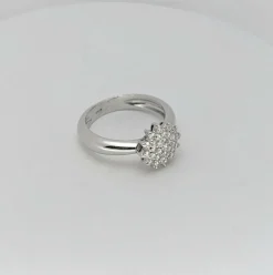 Bague en or blanc et diamants