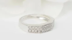 Bague en or blanc et diamants