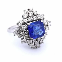 Bague en or blanc et diamants tanzanite