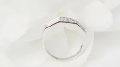 Bague en or blanc et diamants