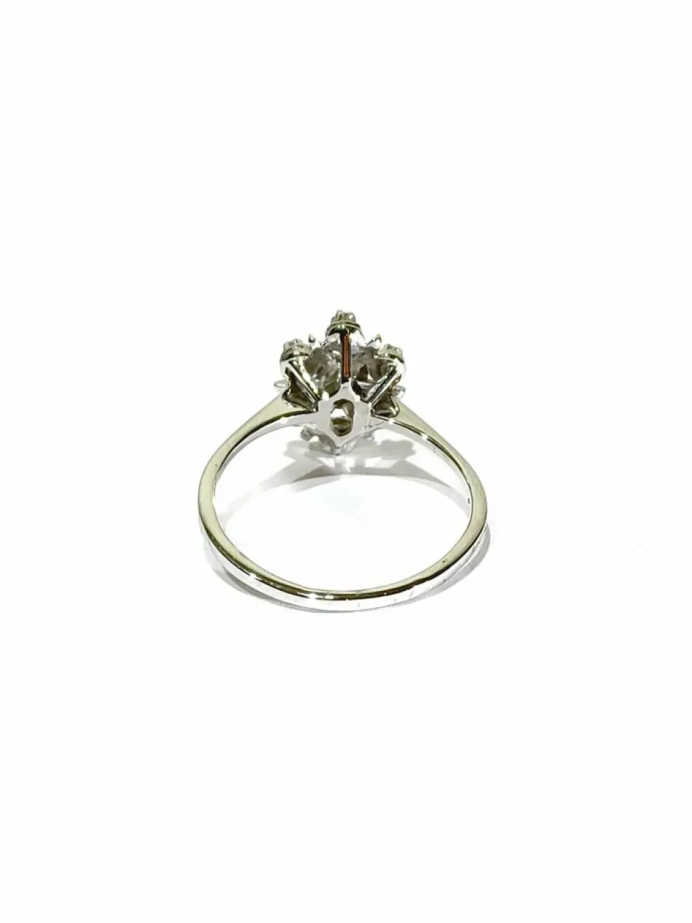 Bague en or blanc et diamants