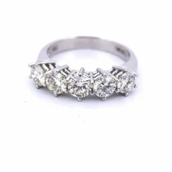 Bague en or blanc et diamant