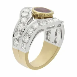 Bague en or blanc et jaune avec rubis et diamants