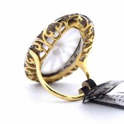 Bague en or blanc et jaune avec cristal de roche