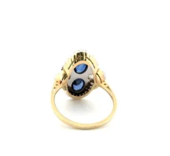 Bague en or blanc et jaune avec saphirs et diamants