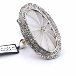 Bague en or blanc et jaune avec cristal de roche