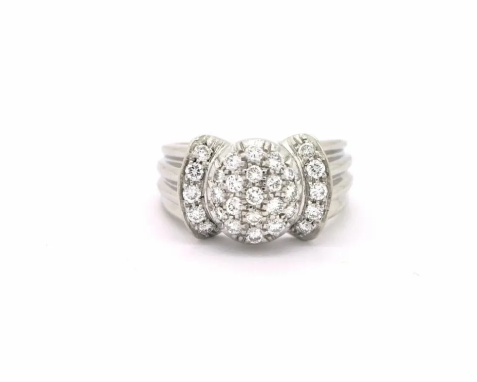 Bague en or blanc et pavé diamants