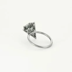 Bague en or blanc et tourmaline