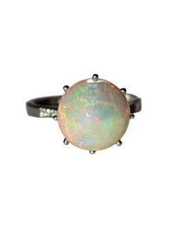 Bague en or blanc Opale et diamants