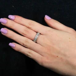 Bague en or blanc pavage diamants