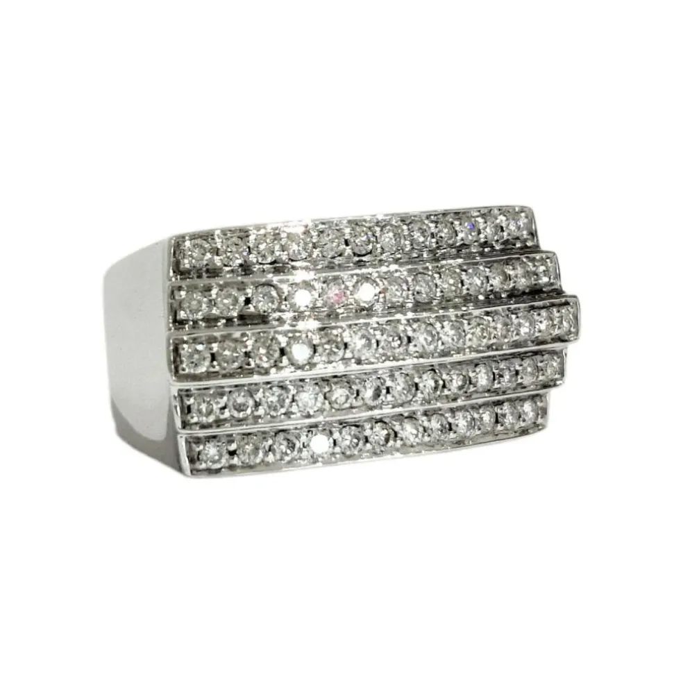 Bague en or blanc, pavage diamants