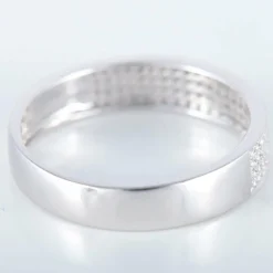 Bague en or blanc pavage diamants