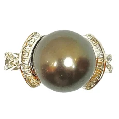 Bague en or blanc, perle de Tahiti et diamants