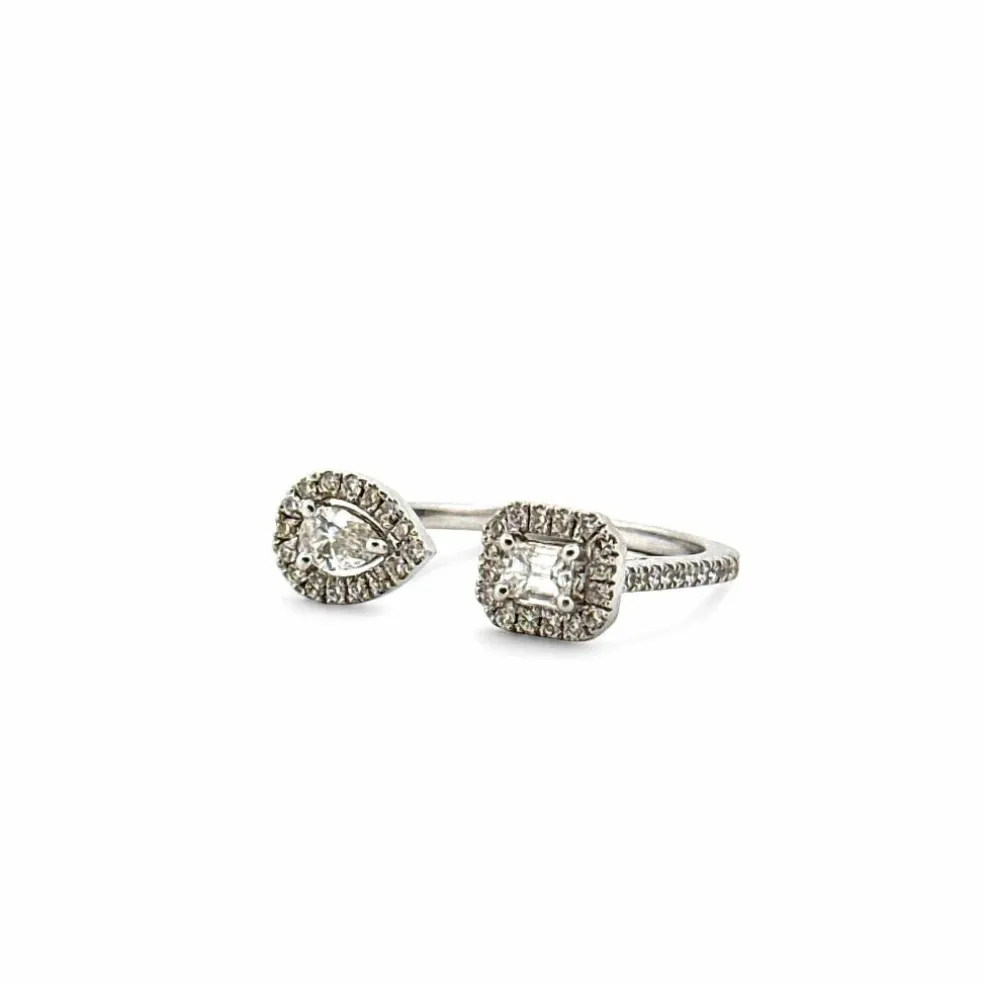 Bague en or blanc sertie de diamants