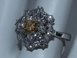 Bague en or blanc tendance Orange Diamond