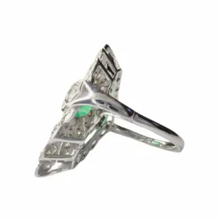BAGUE EN OR DE STYLE AR DÉCO AVEC DIAMANTS 1 ct ET ÉMERAUDE 1 ct