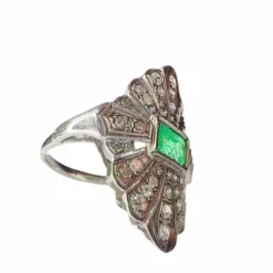 BAGUE EN OR DE STYLE AR DÉCO AVEC DIAMANTS 1 ct ET ÉMERAUDE 1 ct