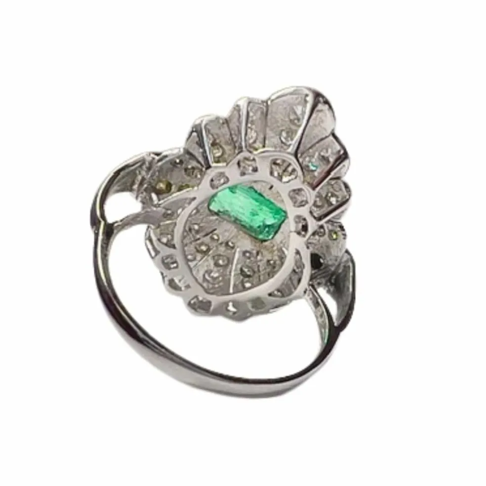 BAGUE EN OR DE STYLE AR DÉCO AVEC DIAMANTS 1 ct ET ÉMERAUDE 1 ct