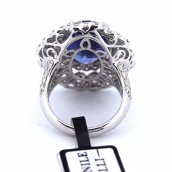 Bague en or et diamants tanzanite