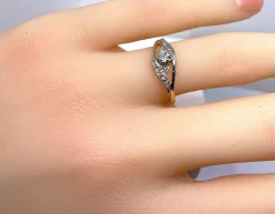 Bague en or et en diamants